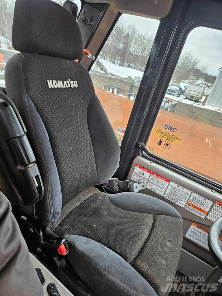 Komatsu HD465-8 Wozidła kolebkowe