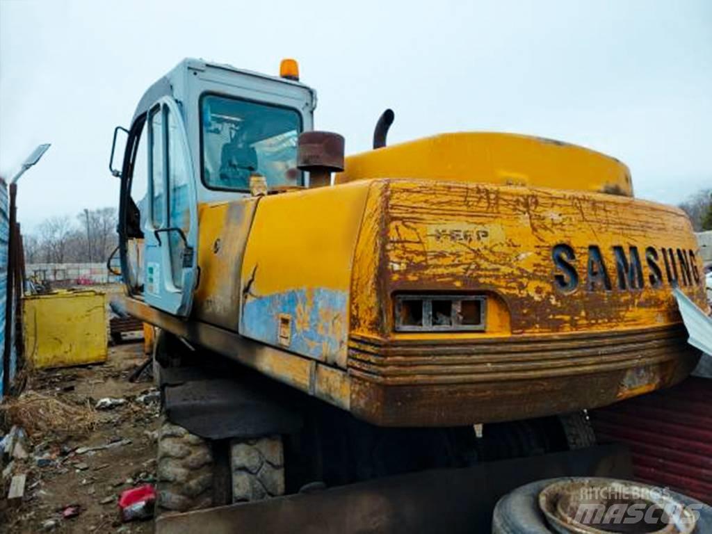 Samsung SE 210 Koparki gąsienicowe