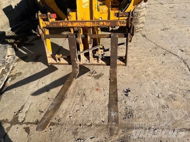 JCB 535-140 Ładowarki teleskopowe
