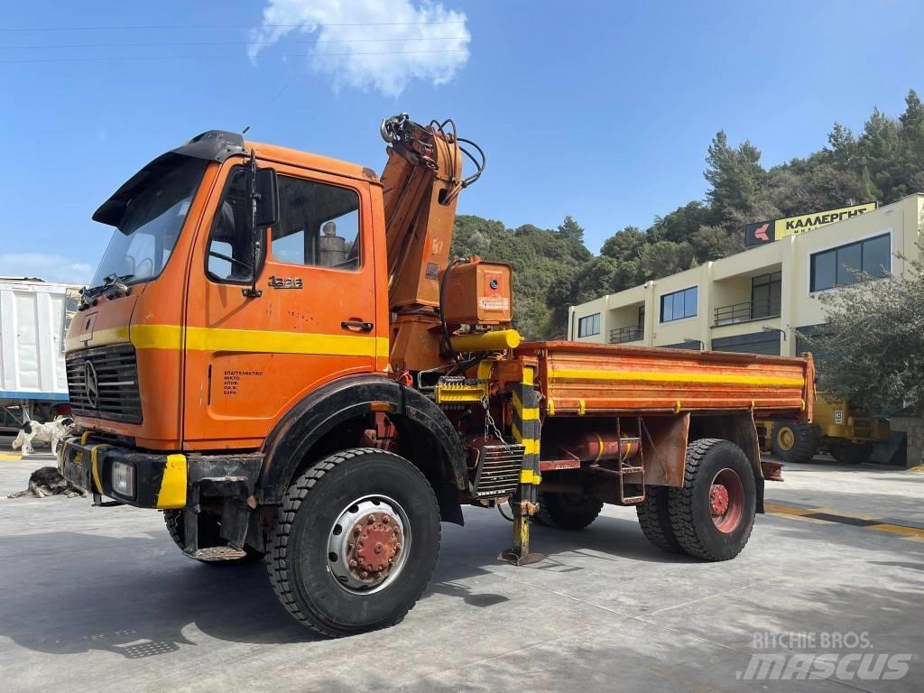 Mercedes-Benz 1626K Żurawie samochodowe