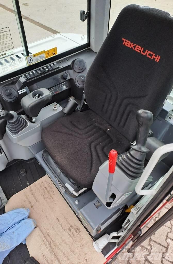 Takeuchi TB 240 Minikoparki