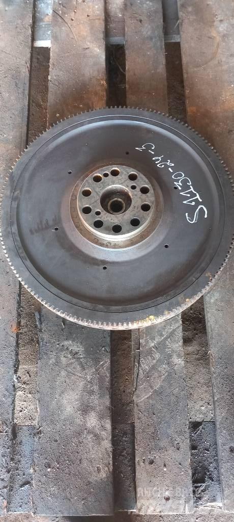 Scania R 440.   1805086 Silniki