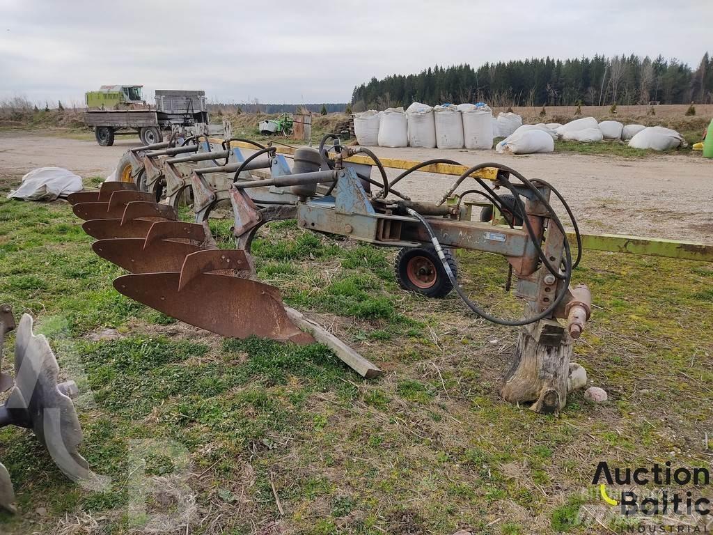 Överum C598L Pługi