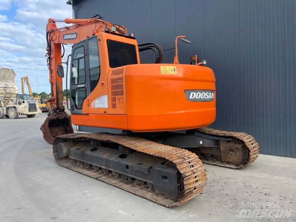 Doosan DX235LCR Koparki gąsienicowe