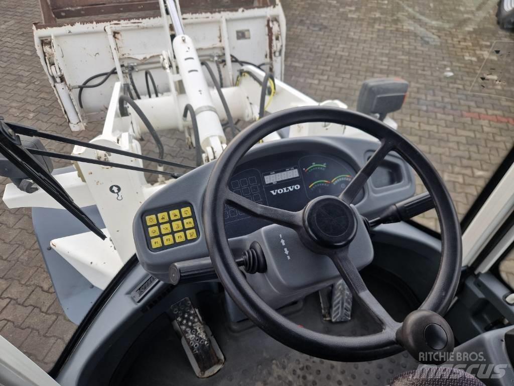 Volvo L 30 B Ładowarki kołowe