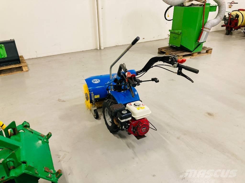 BCS Fejemaskine 615 Zamiatarki - Zgarniarki - Odśnieżarki