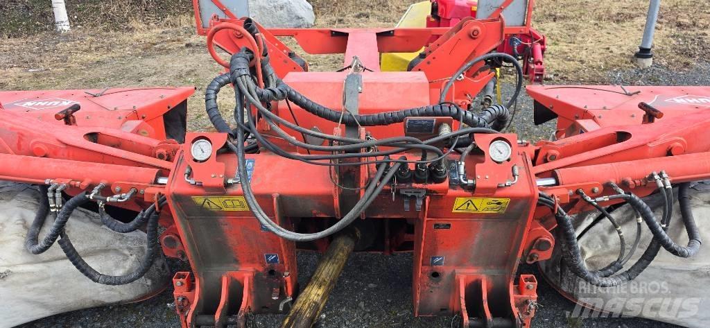 Kuhn FC 883 Kosiarki ze wstępną obróbka paszy