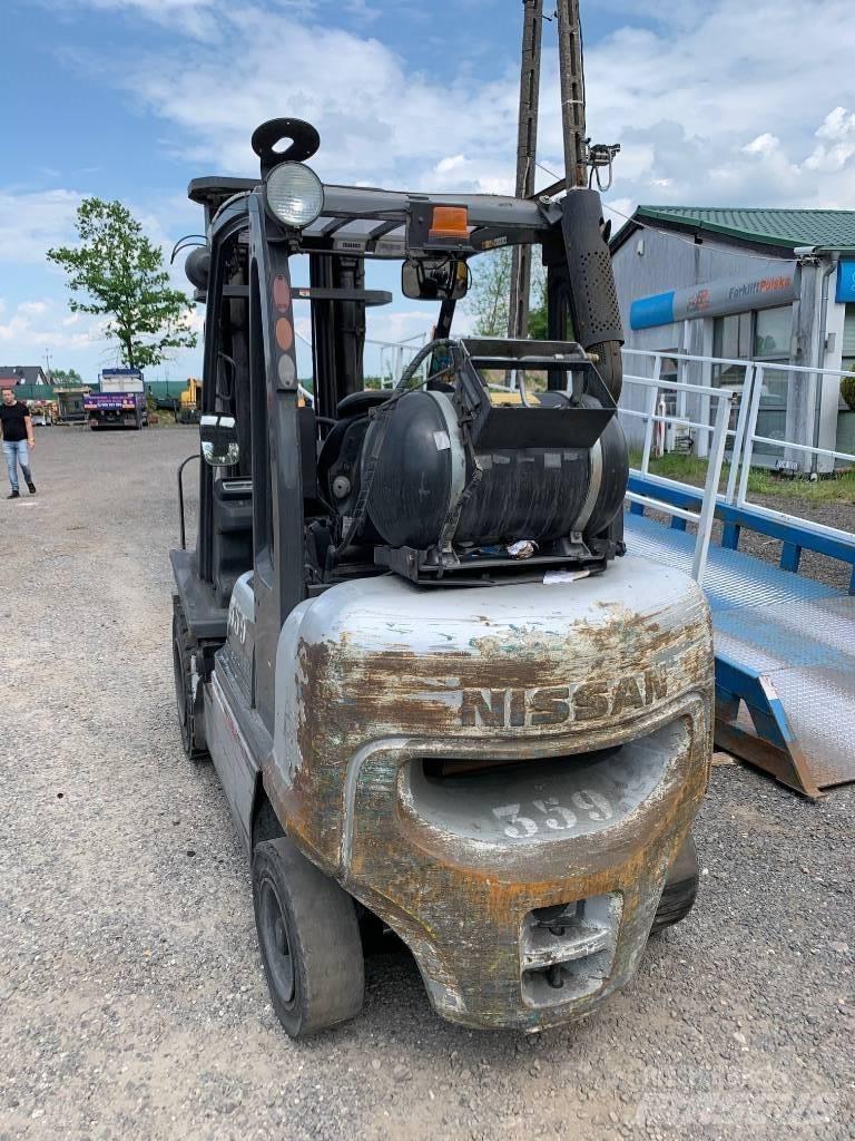 Nissan UG1D2A32LQ Wózki LPG