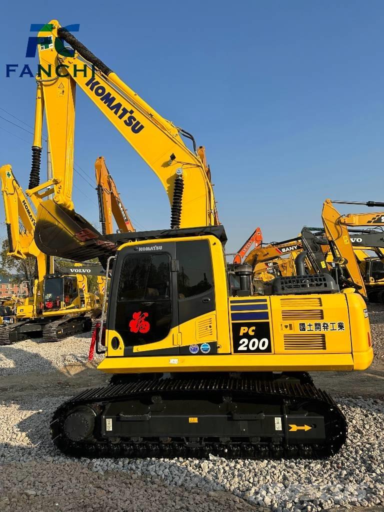 Komatsu PC 200-8 Koparki gąsienicowe