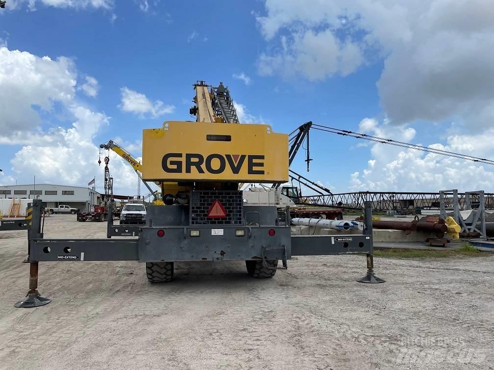 Grove RT 600 E Żurawie terenowe
