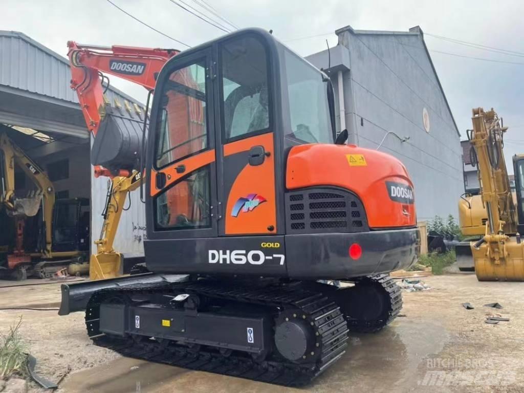 Doosan DH 60-7 Minikoparki