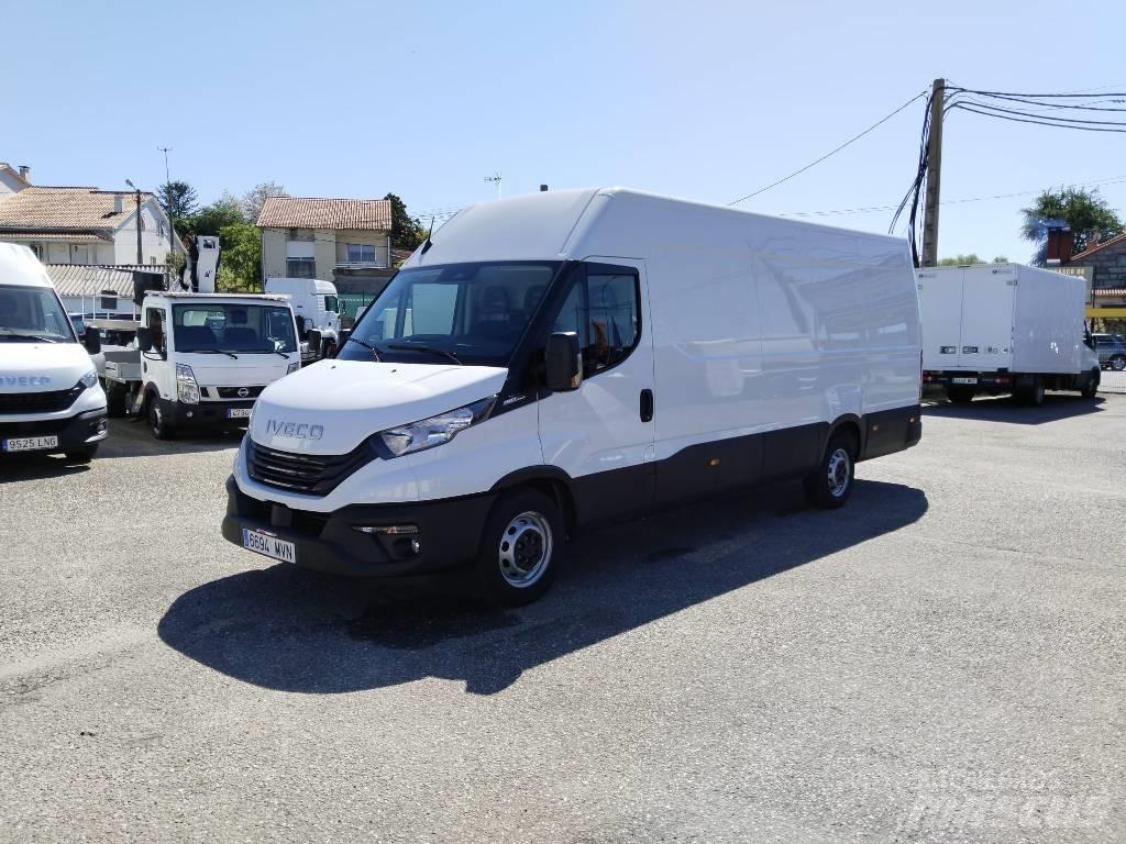 Iveco DAILY 35S18 Samochody dostawcze ze skrzynią zamkniętą