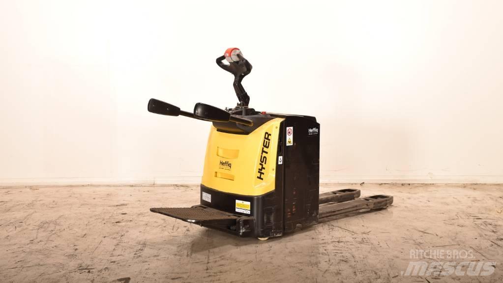 Hyster P3.0S Wózki widłowe unoszące z platformą dla operatora