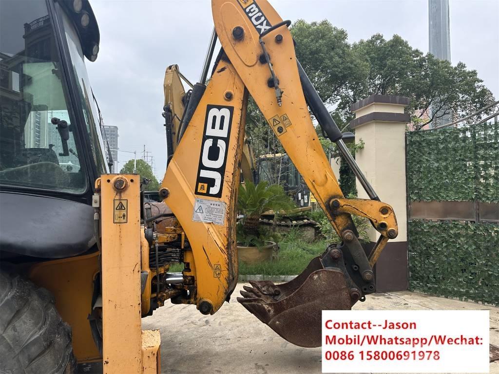 JCB 3 CX 4 T Koparko-ładowarki