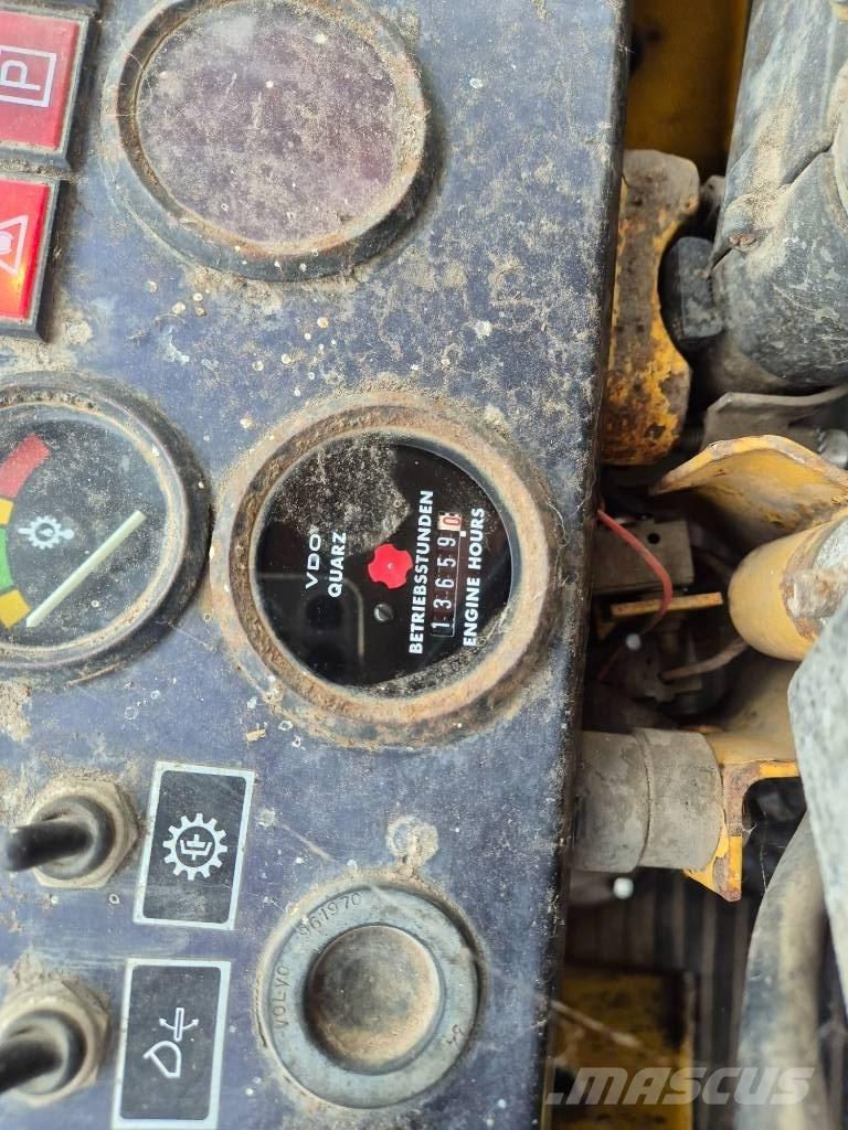 Volvo BM 4300 Ładowarki kołowe