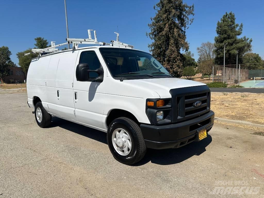 Ford E 250 Busy / Vany