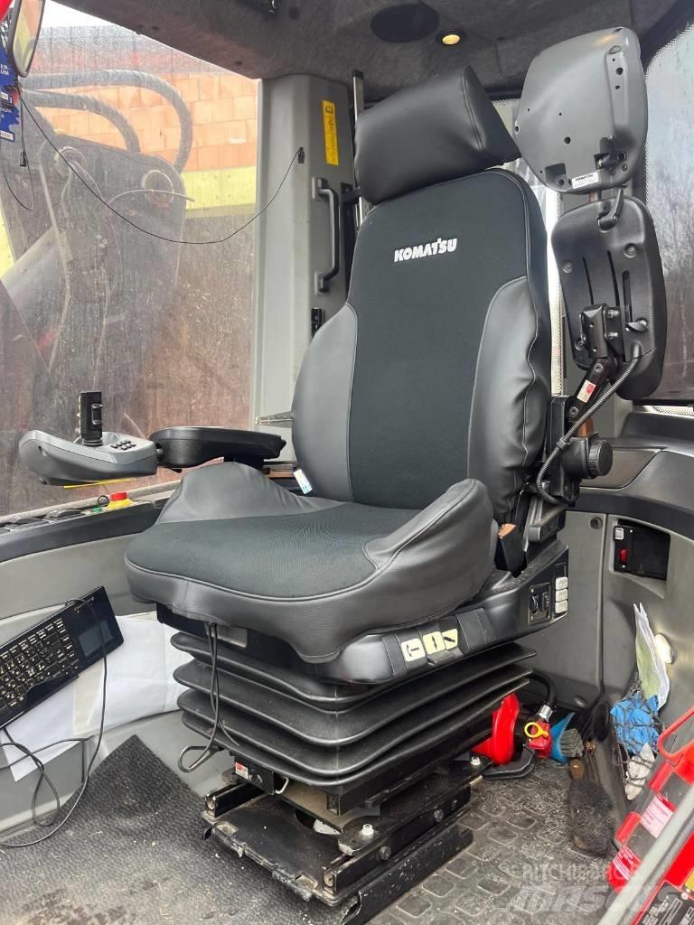 Komatsu 931 XC Harwestery