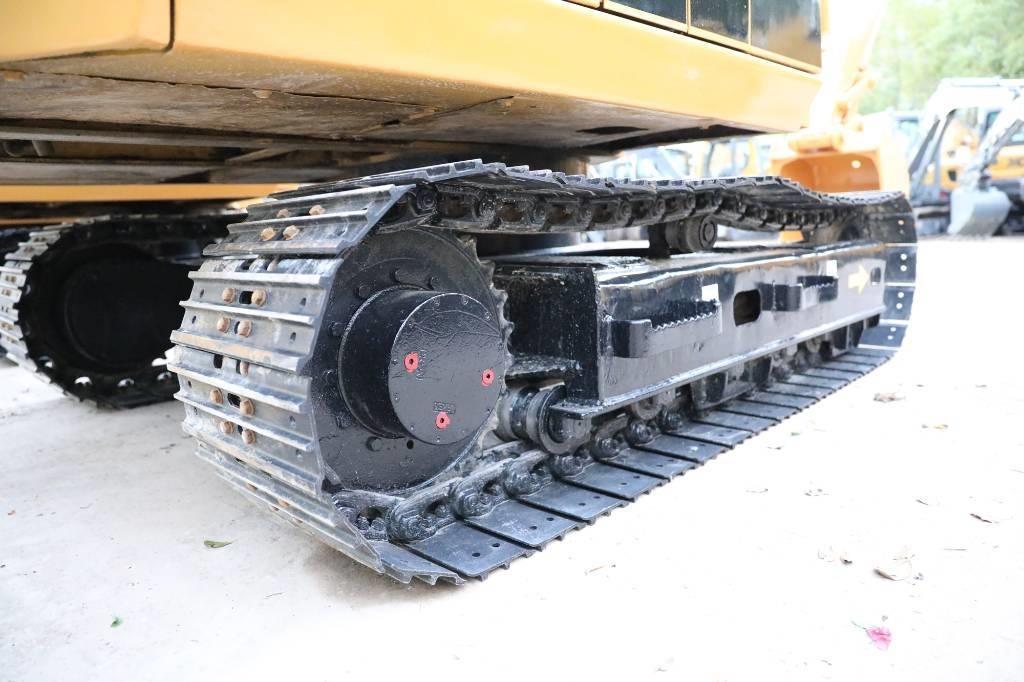 CAT E 70 B Minikoparki