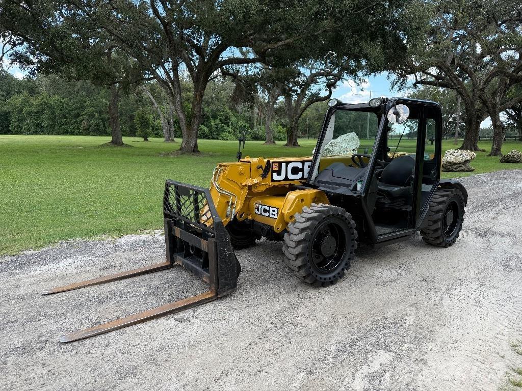 JCB 525-60 Ładowarki teleskopowe