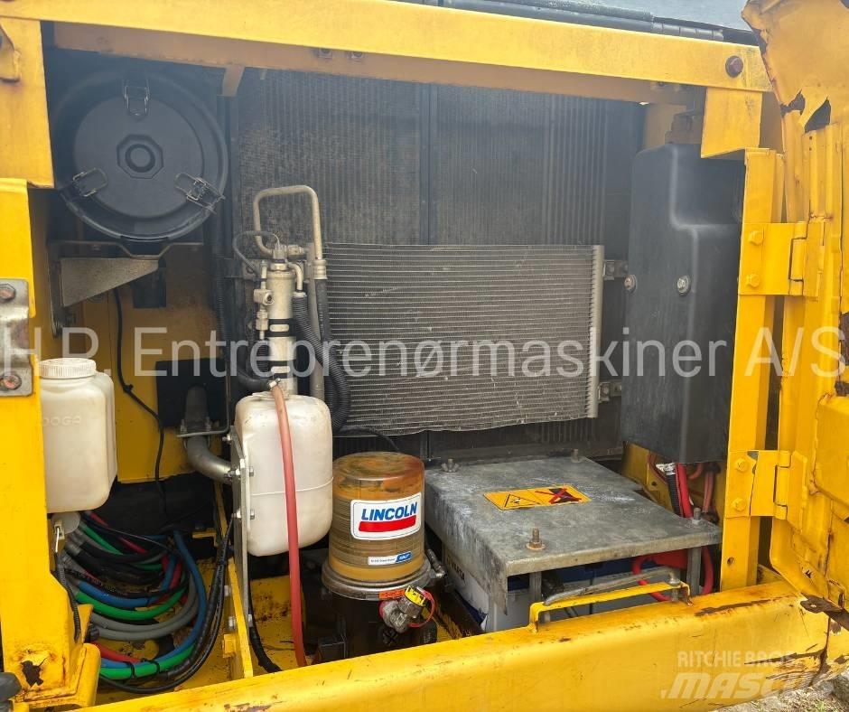 New Holland E 135 B Koparki gąsienicowe