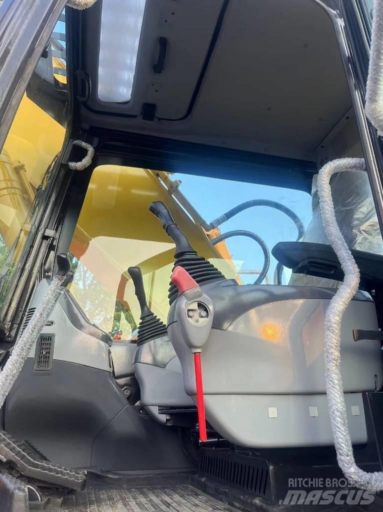 Komatsu PC 200-8 Koparki gąsienicowe