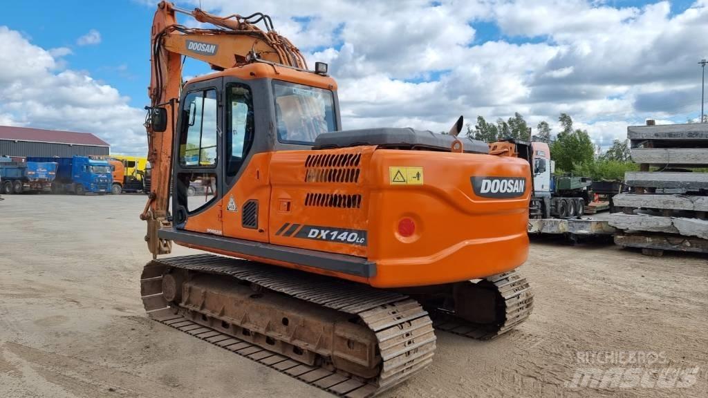 Doosan DX 140 LC-3 Koparki gąsienicowe