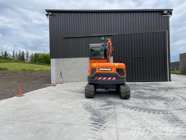 Doosan DX 63 Minikoparki