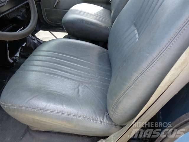 GMC C7500 Ciężarówki typu Platforma / Skrzynia