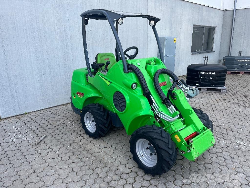 Avant 528 Ładowarki wielofunkcyjne