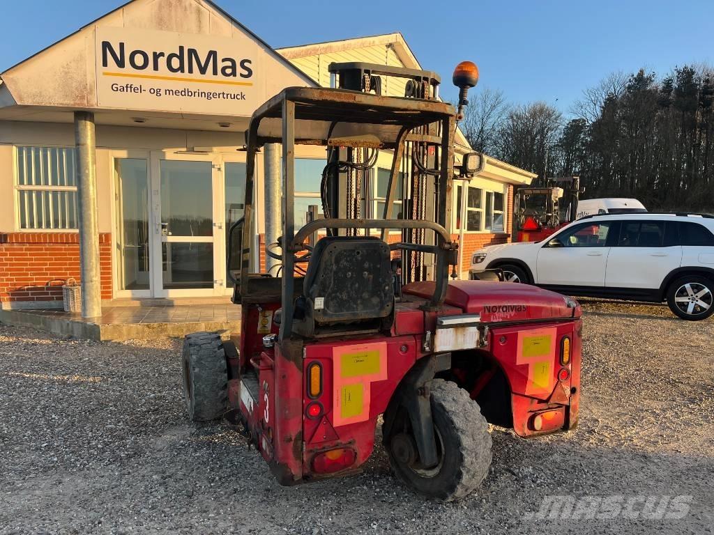 Moffett M4 25.3 Wózki Diesla
