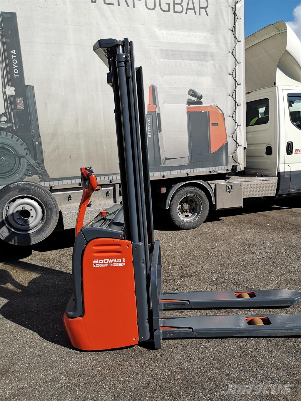 Linde L12 Samojezdne maszyny do załadunku