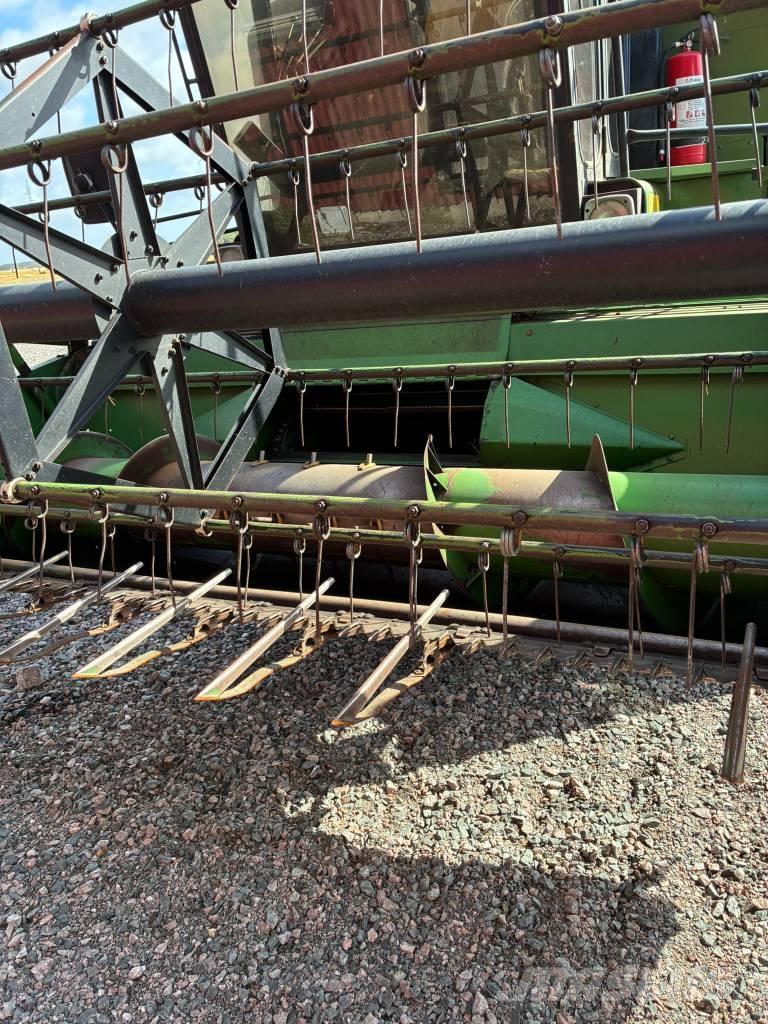 John Deere 1042 Kombajny zbożowe