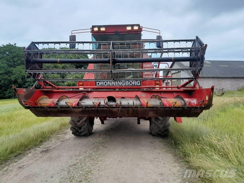 Dronningborg D 7500 Kombajny zbożowe