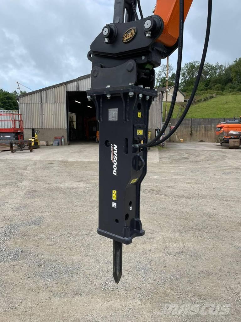 Develon HB08 Młoty hydrauliczne