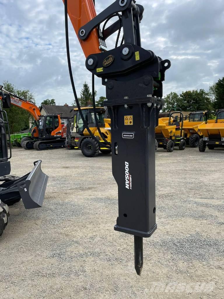 Develon HB08 Młoty hydrauliczne