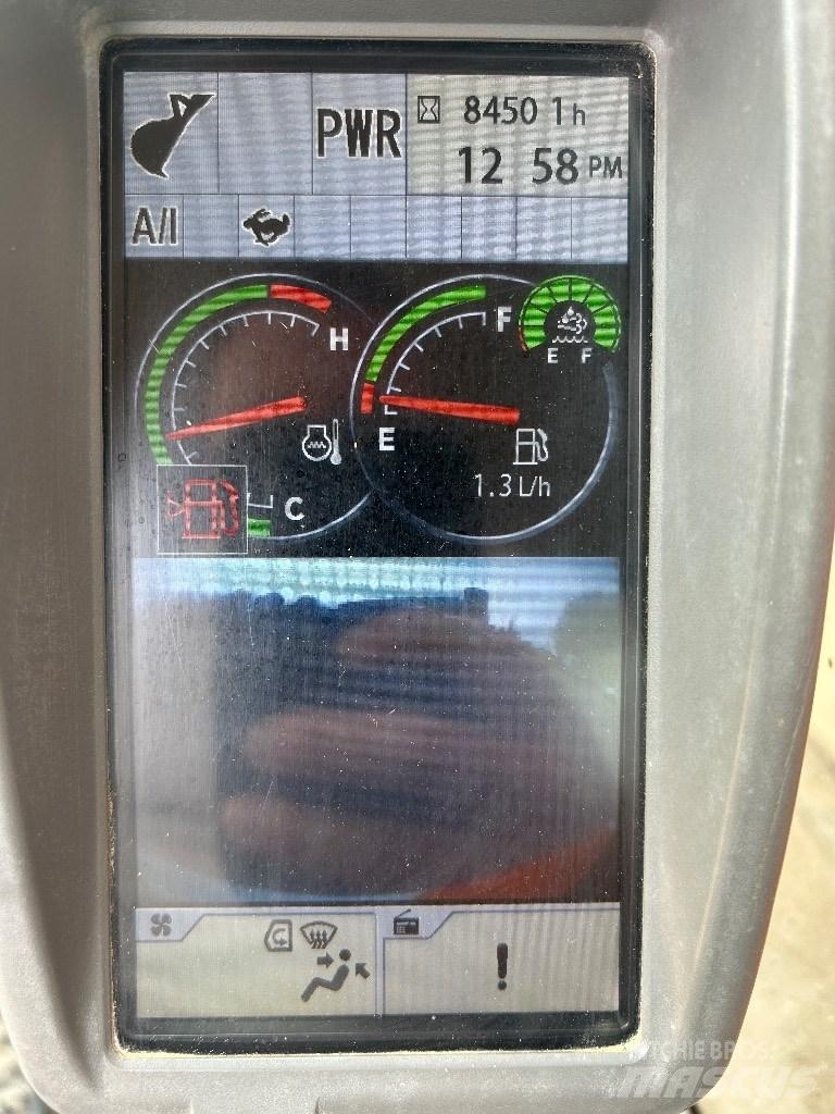 Hitachi ZX 210 LC-6 Koparki gąsienicowe