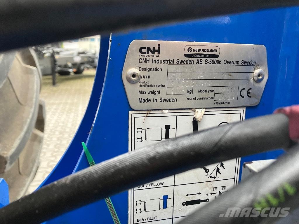 New Holland PM 4975H Pługi obrotowe