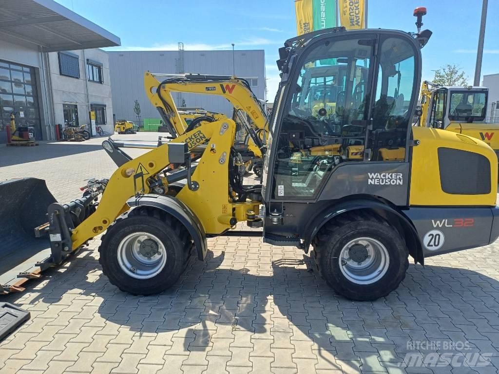 Wacker Neuson WL32 Ładowarki kołowe