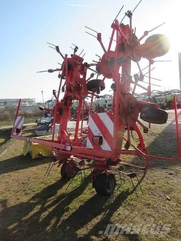 Kuhn GF8702 Zgrabiarki i przetrząsacze