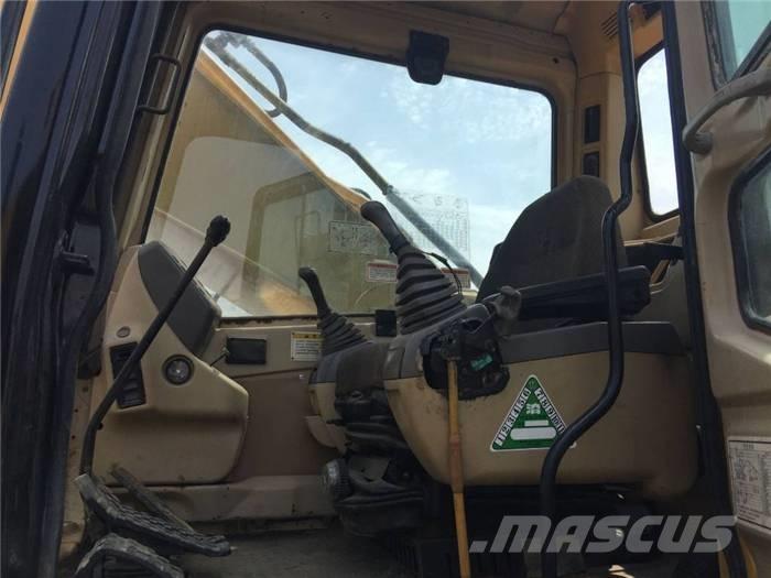 CAT 325 B Koparki gąsienicowe