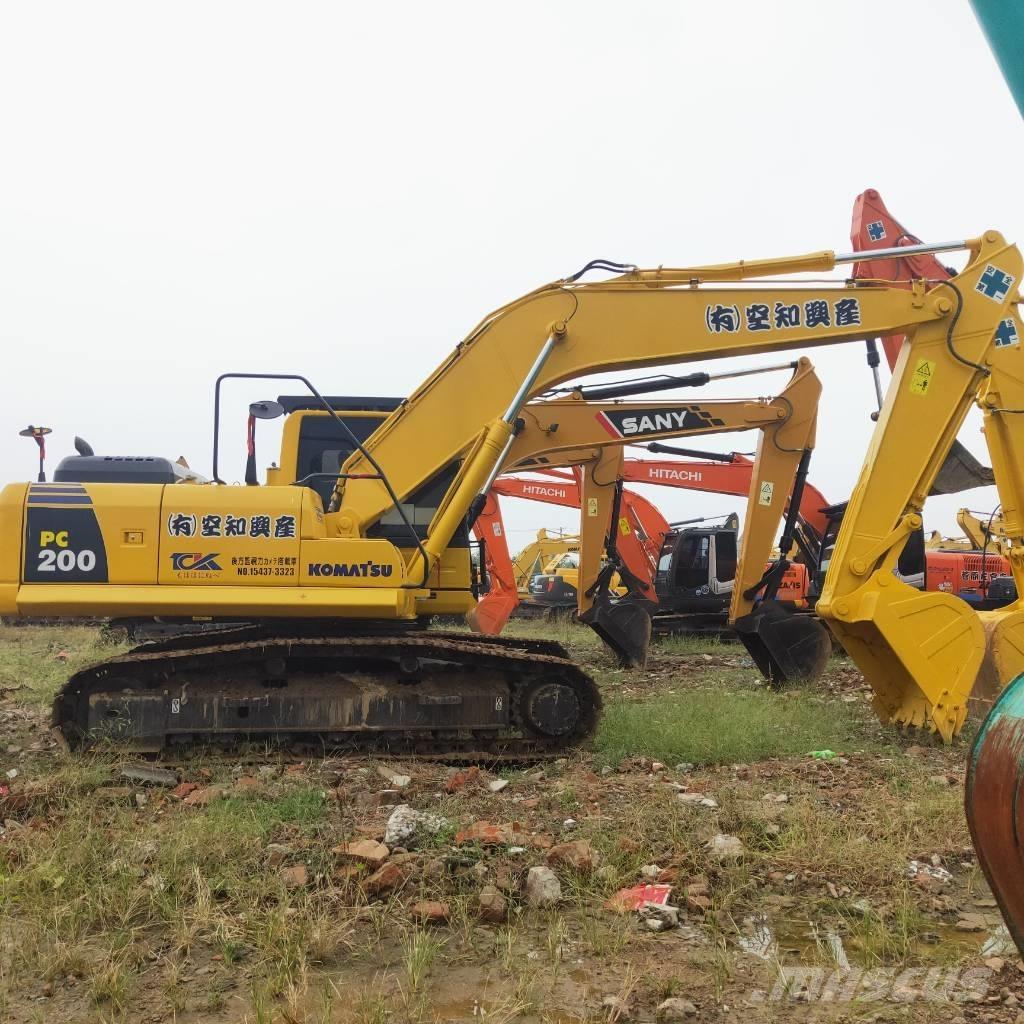 Komatsu PC200-8 Koparki gąsienicowe