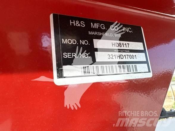 H&S 8117 Zgrabiarki i przetrząsacze