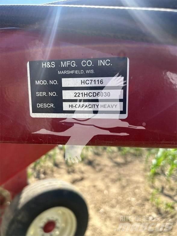 H&S HC7116 Zgrabiarki i przetrząsacze