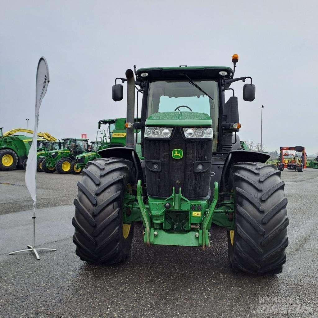 John Deere 7230 R Ciągniki rolnicze