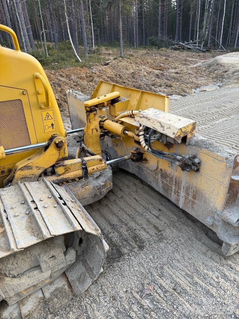Komatsu D 37 PX-23 Spycharki gąsienicowe