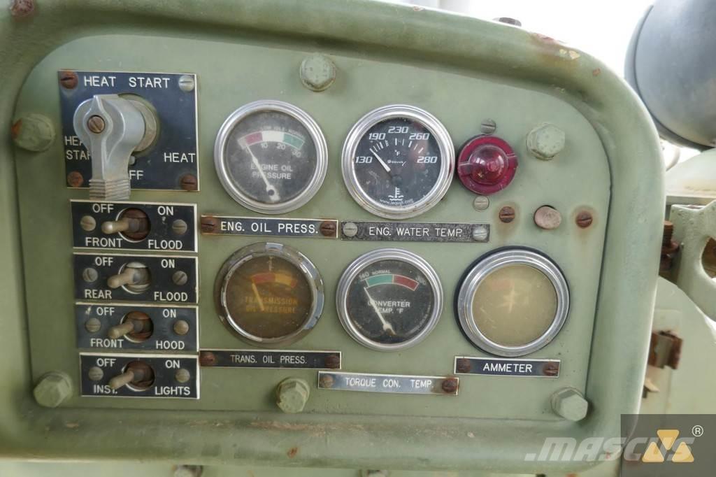CAT D7F Ex-army Spycharki gąsienicowe