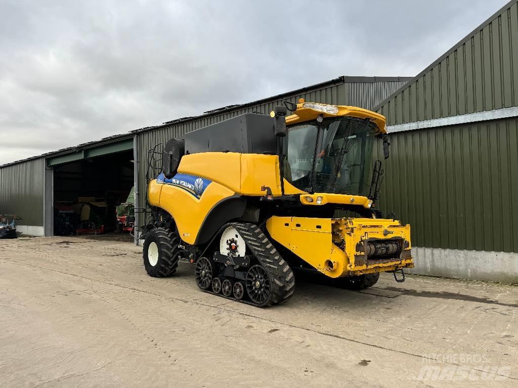 New Holland CR 9090 Kombajny zbożowe