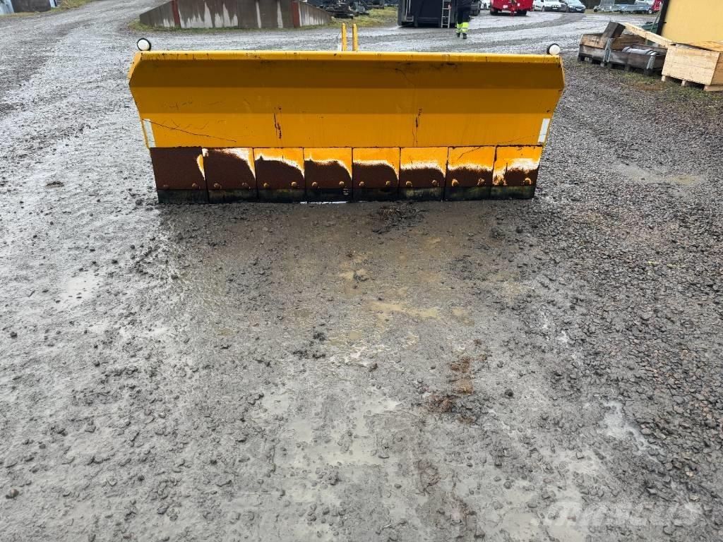 Snowline 2810 Lemiesze i pługi śnieżne