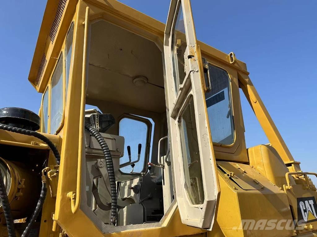CAT D 8 K Spycharki gąsienicowe