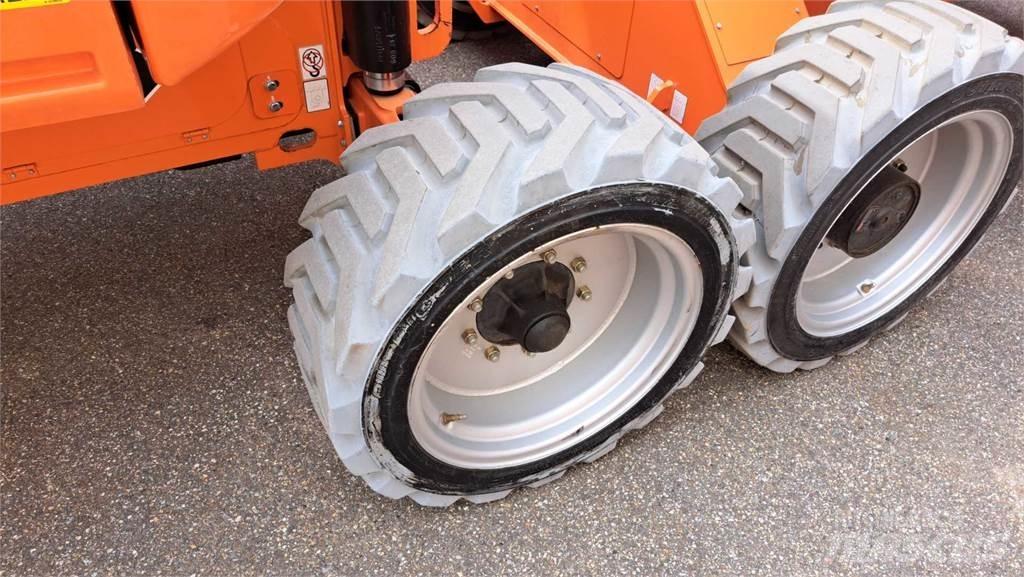 JLG EC520AJ Podnośniki przegubowe
